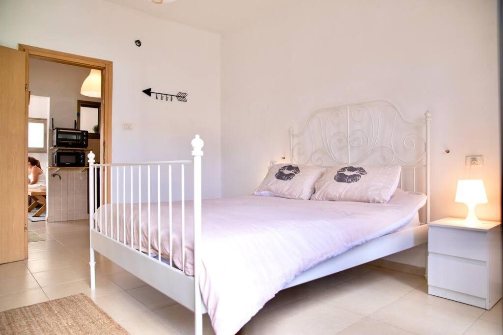 Homey Apartment Near The Beach Hadera Eksteriør billede